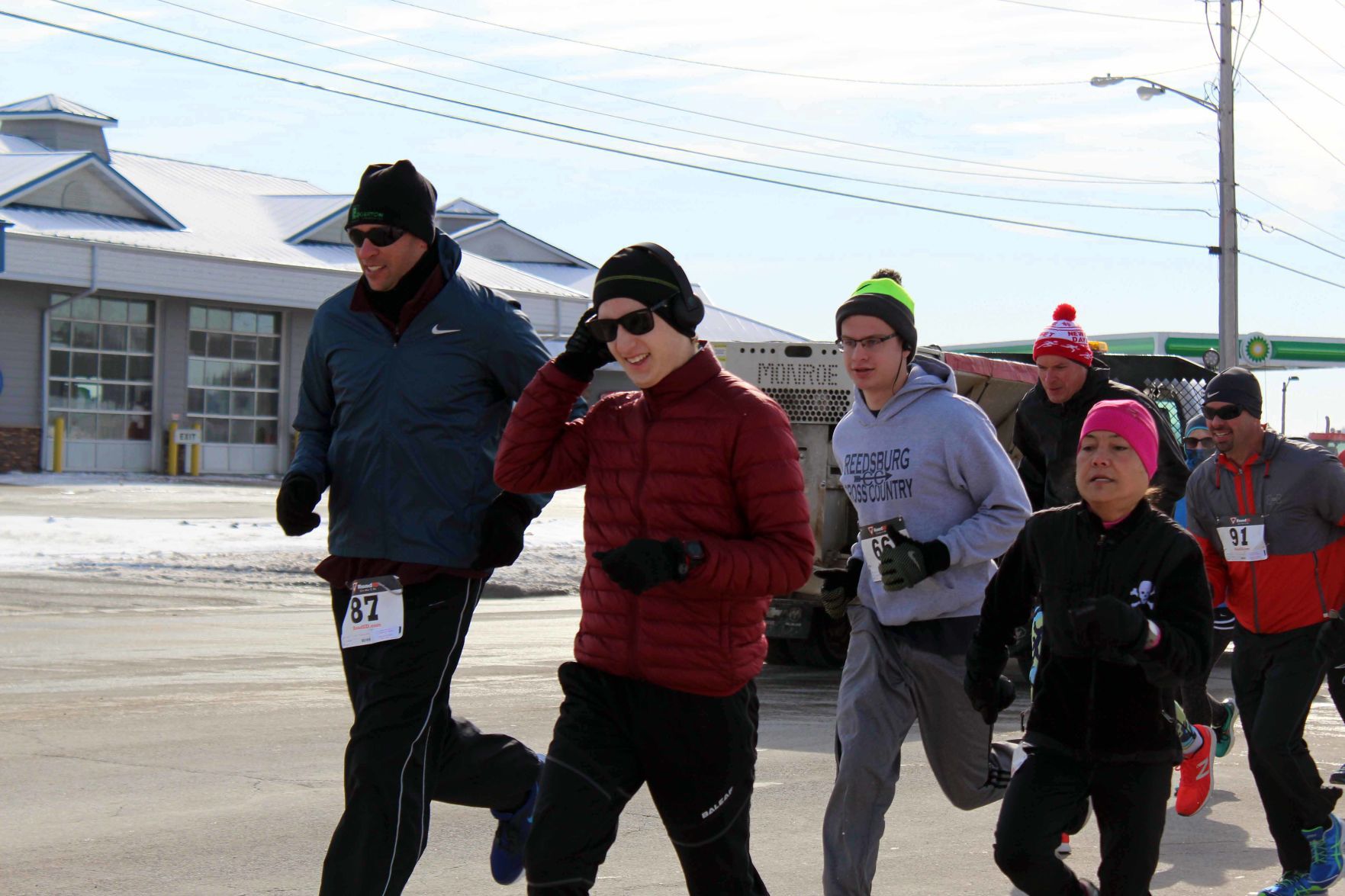 Valentine's Day Dash start